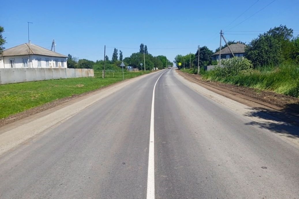 В Тарасовском районе по нацпроекту «Безопасные качественные дороги» отремонтировали дорогу к федеральной трассе