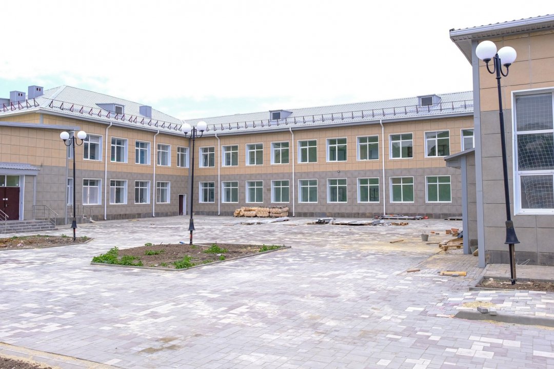 В Тарасовском районе штаб родительского контроля проверил ход капитального ремонта школы